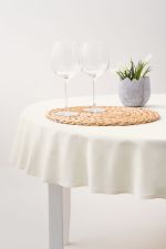 beige Vorschau Klassik #2M von Lysel - Ovale Tischdecke beige